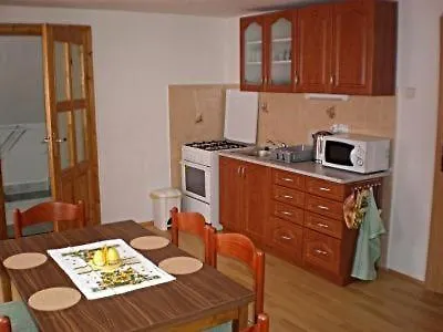 Holiday Apartment In Pernink With Barbecue, Garden アパート